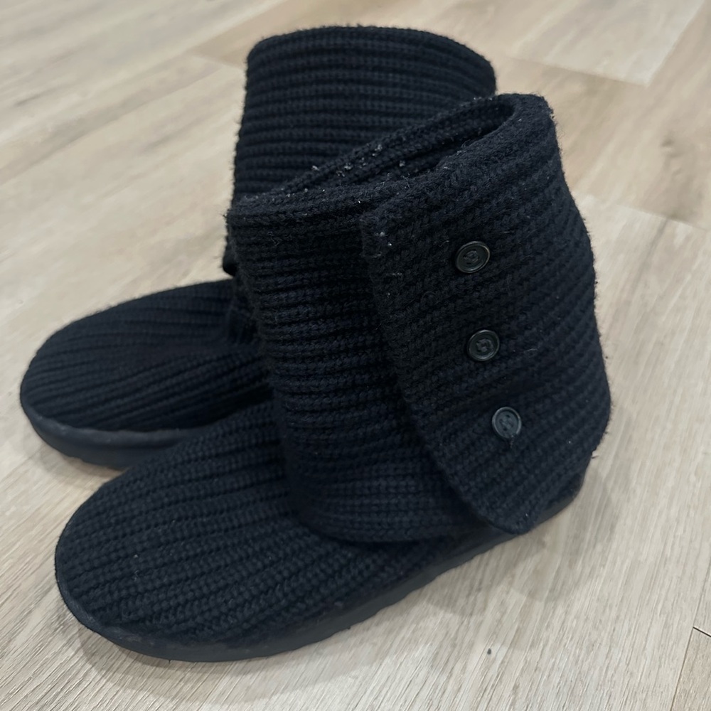 Knit UGG